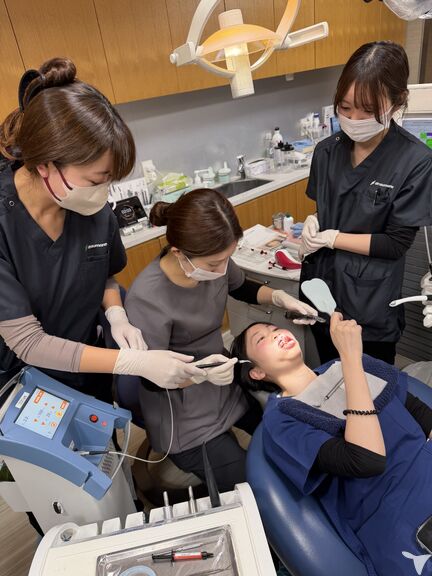 新人ホワイトニング実習