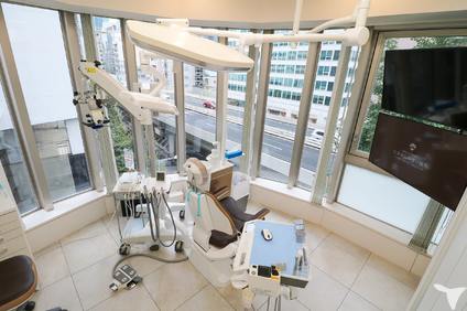 六本木しらゆり歯科