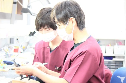 きらら歯科 東京都 の22年新卒歯科技工士求人 グッピー新卒