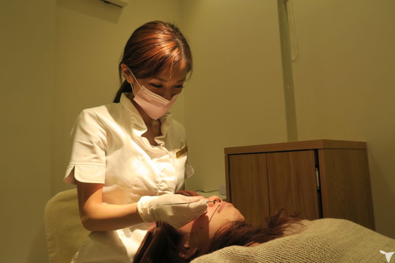 ホワイトエッセンス併設