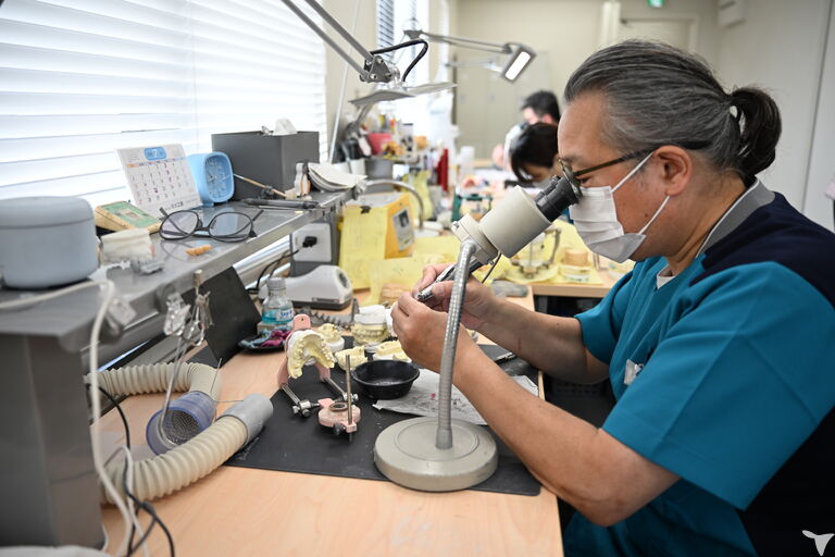 院内技工室あり