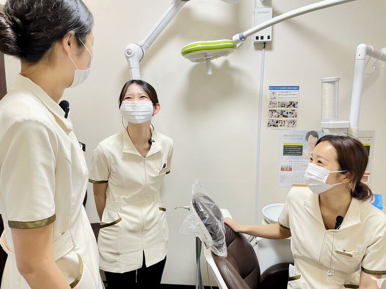 今年入社の新卒歯科衛生士