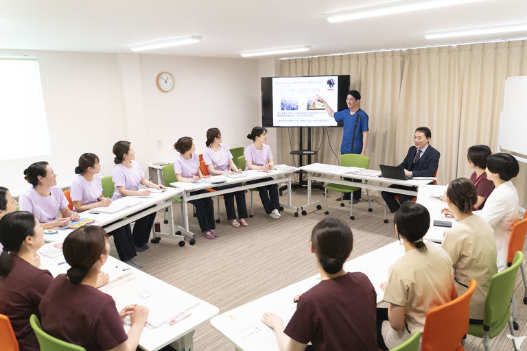 大型研修室完成
