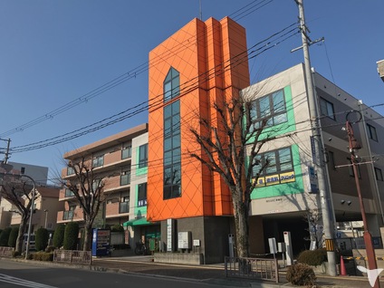 医院ビル外観