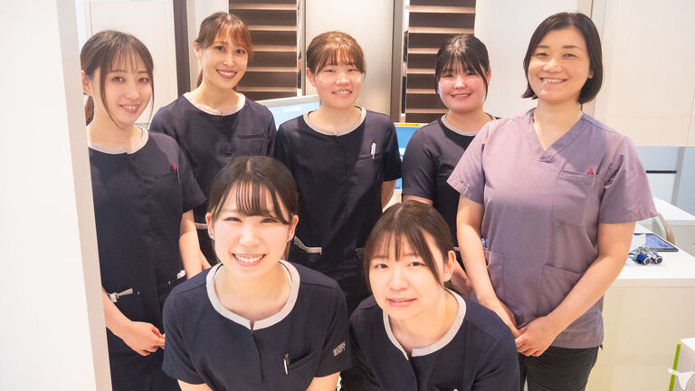 スタッフは20代が中心