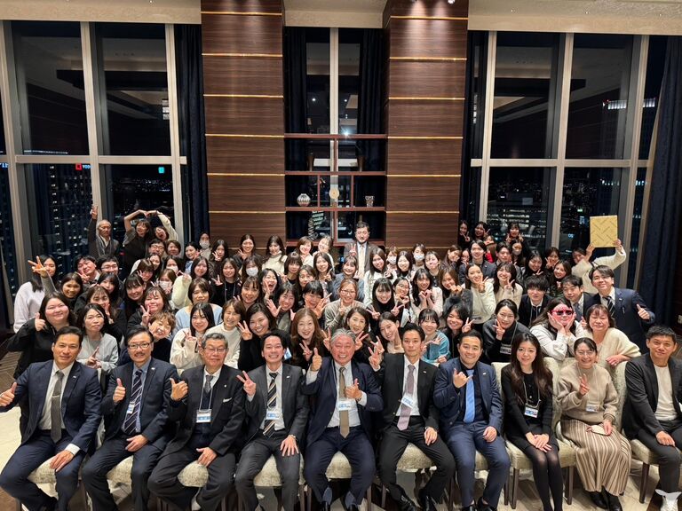 毎年行っている大忘年会♪