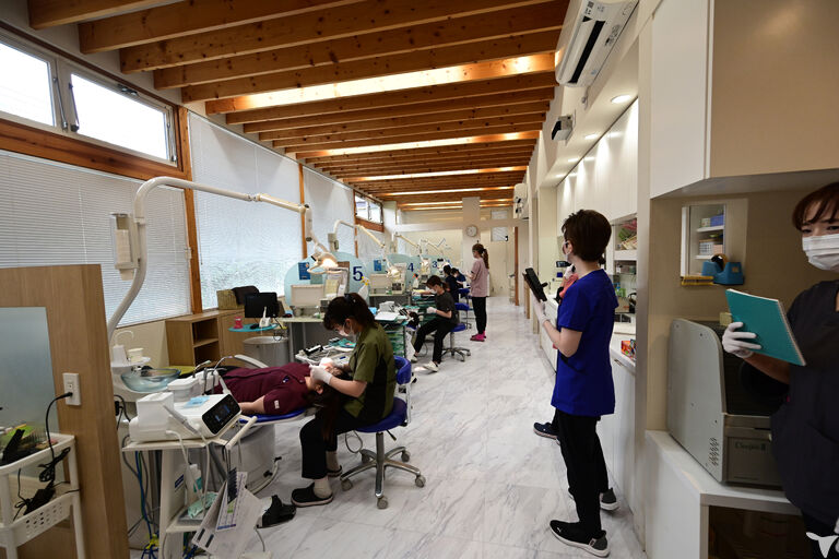 広い空間の診療室