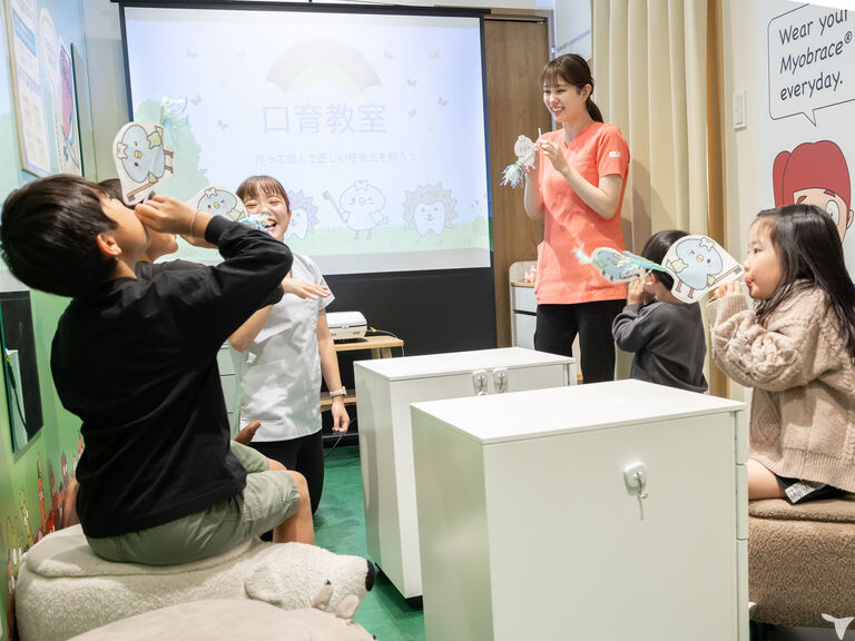 お仕事の様子