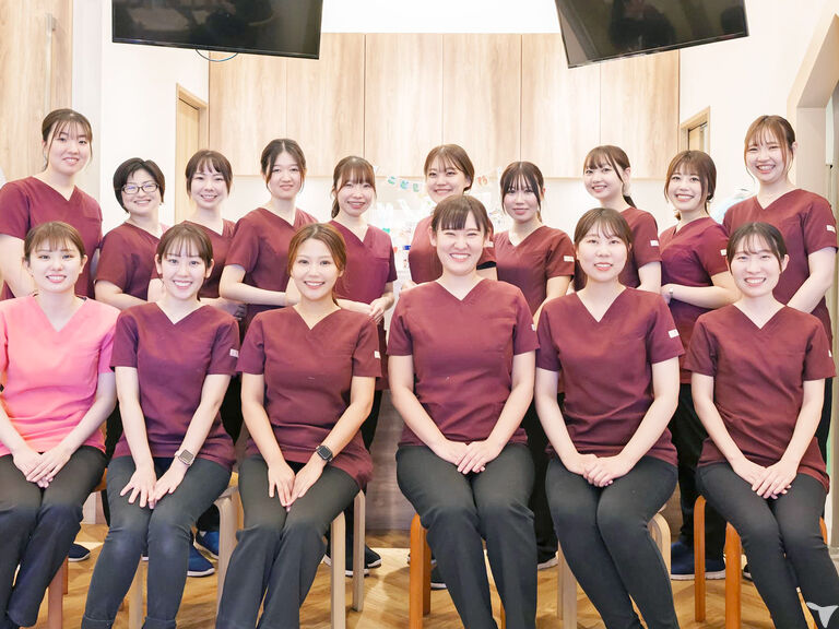 総勢74名が在籍