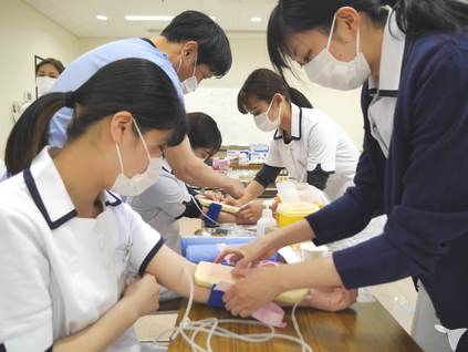 府中市病院機構 広島県 の22年新卒看護師求人 グッピー新卒