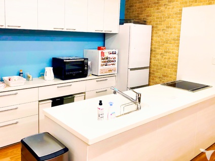 休憩室にオープンキッチン