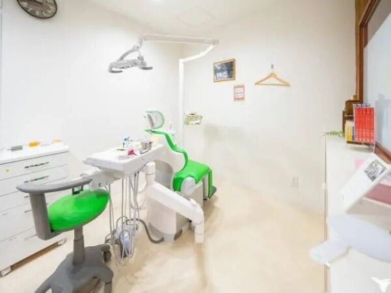 清潔でゆとりのある診察室