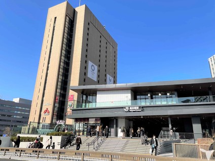 飯田橋駅、船橋駅直結