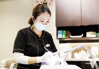 窓の大きな個室でゆったり