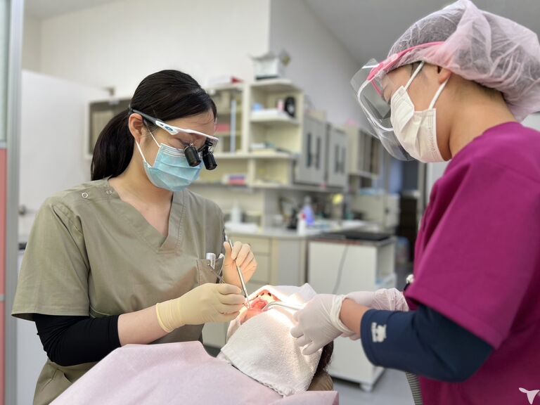 女性歯科医師も在籍