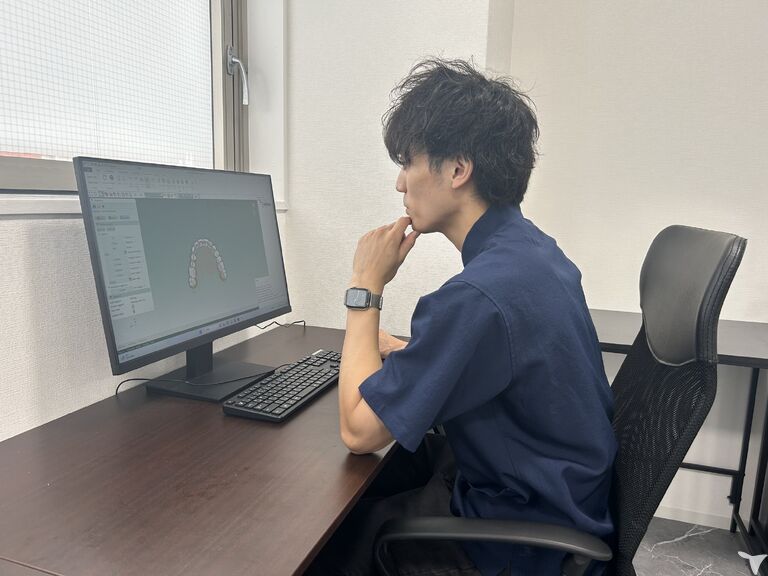 マウスピースをデザイン