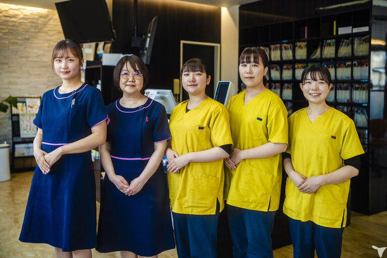 歯科受付助手