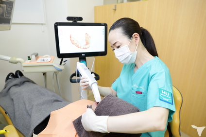 オーラルスキャナー